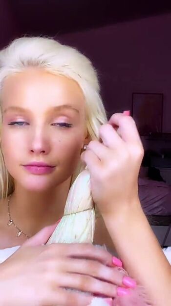 Linsey99