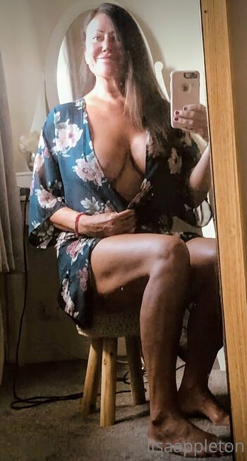 Lisa Appleton