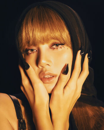 Lisa Blackpink