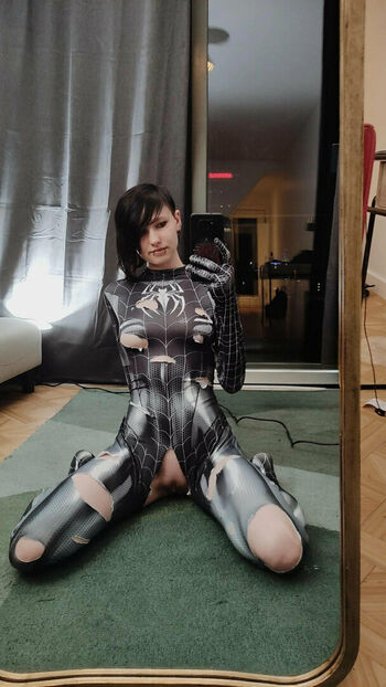 little_emo_kitten