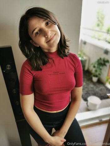 Little Nika aka littlecutenika