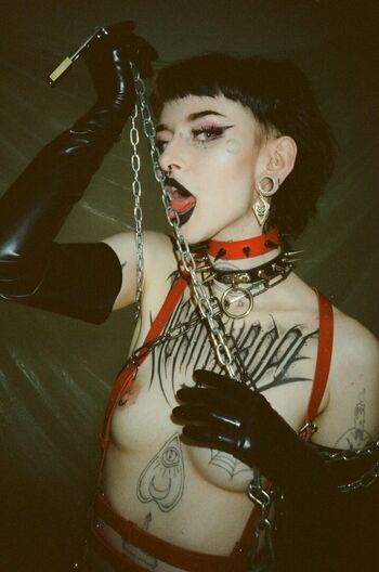 LittleDemonWitch