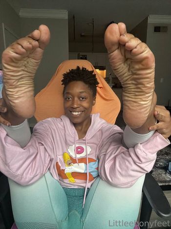 littleebonyfeet