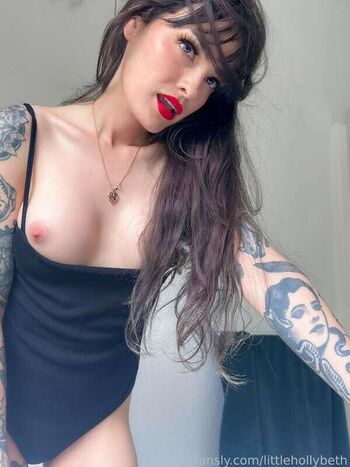 littlehollybeth
