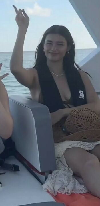 Liza Soberano