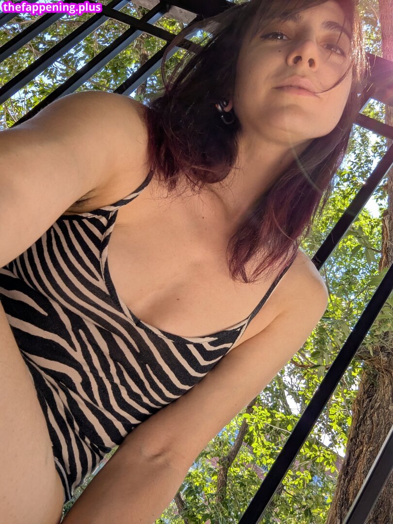 lizmreowtv