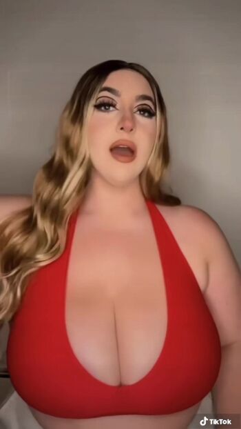 Lizzy B