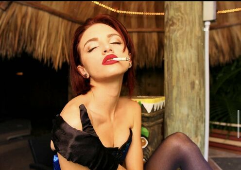 Lola Fae
