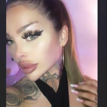 Lola_official