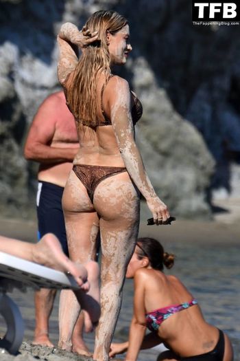 Lola Ponce
