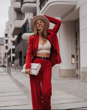 Lola Weippert