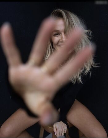 Lola Weippert