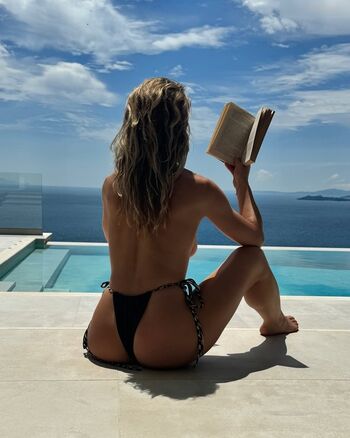Lola Weippert