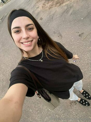 Lolalala23
