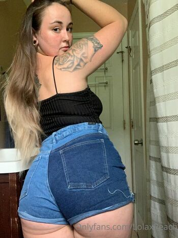 lolaxpeach