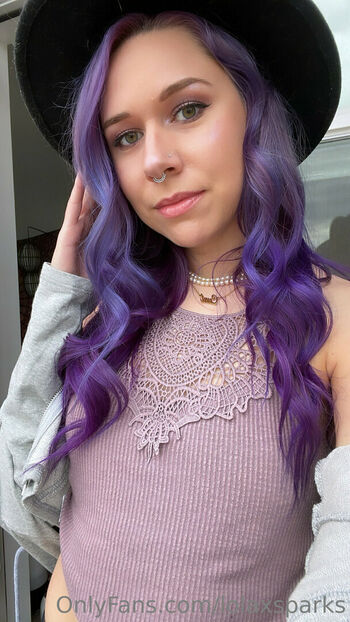 lolaxsparks