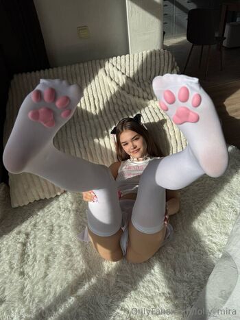 lolly_mira