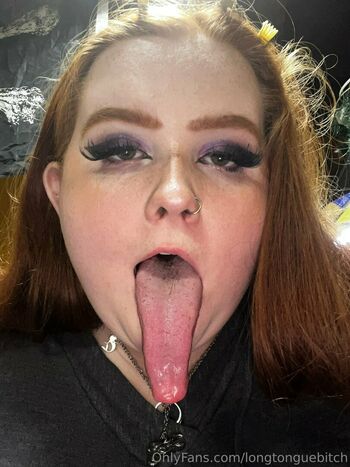 Longtonguebitch
