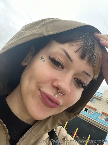 lorettaxrose