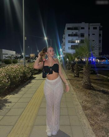 Lotti Aisha Greinwald