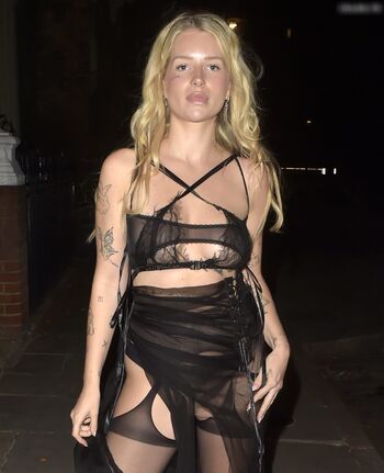 Lottie Moss