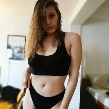 Lottii Rose
