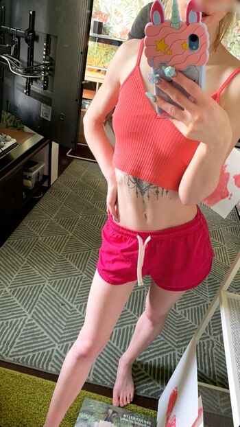 Lovely_mia