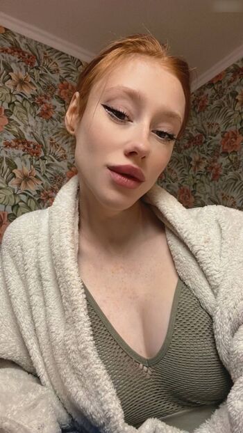 Lovely_mia