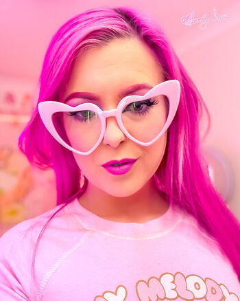 lovesarahxoxofree