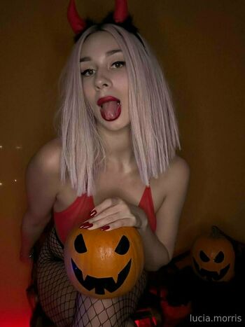 lucia.morris
