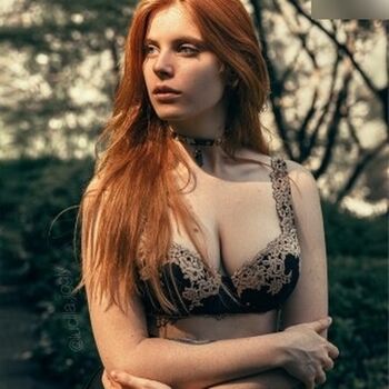Lucilla Jiggly