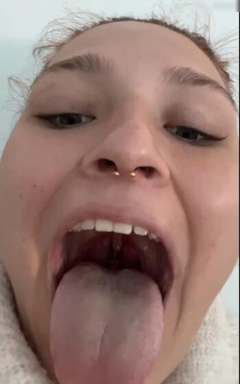 Lucy Lacht