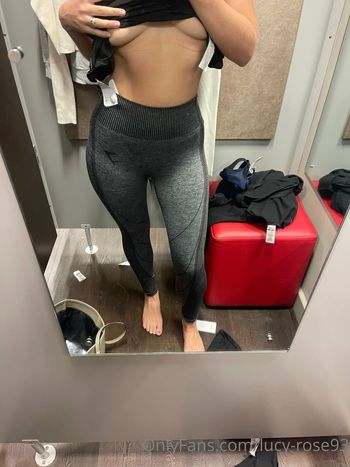 lucy-rose93