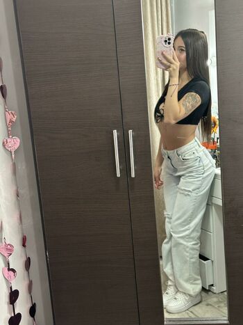 Lucyy_tayy