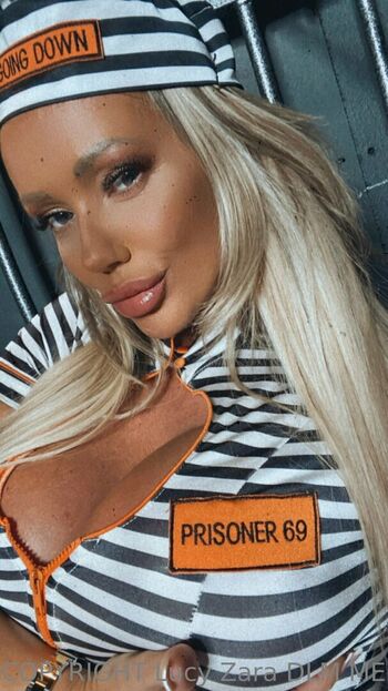lucyzara