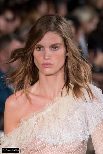 Luna Bijl