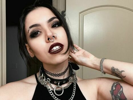 Luna Bloom