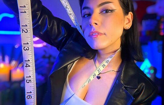 Luna Bloom