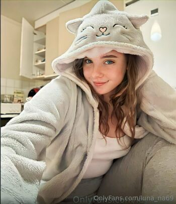 luna_na69