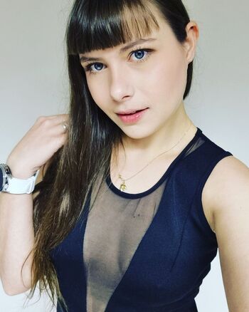 Luna Rival