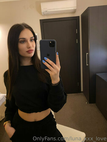 luna_xxx_love