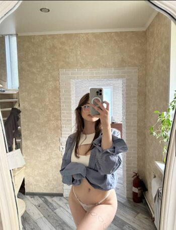 lushlexi2277