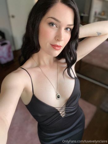 luvevelynclaire