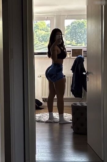 Lya Aylin
