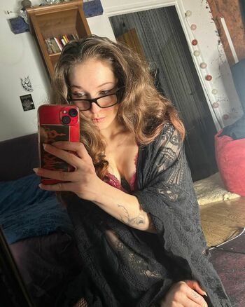 lydia.bwood