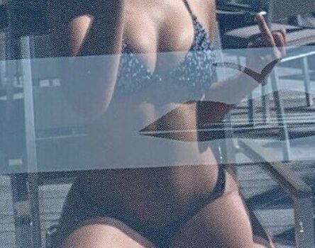 Lydia Fiveonebabe