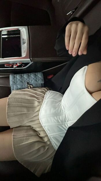 lyna_com
