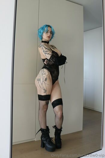 Lyra Crow