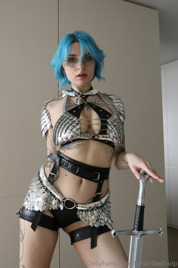 Lyra Crow