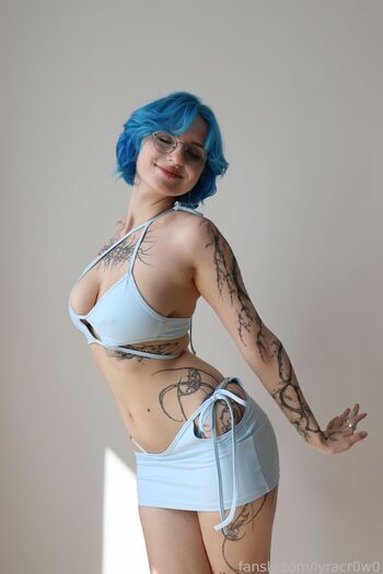 Lyra Crow